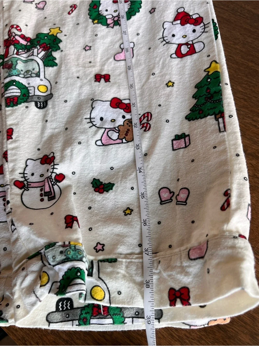 Pottery Barn Teen Hello Kitty Christmas Flannel Pajama Set Medium Sanrio